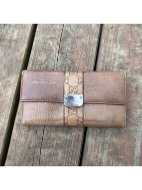 Gucci Brown Leather GG Monogram Wallet With Silver Hardware
